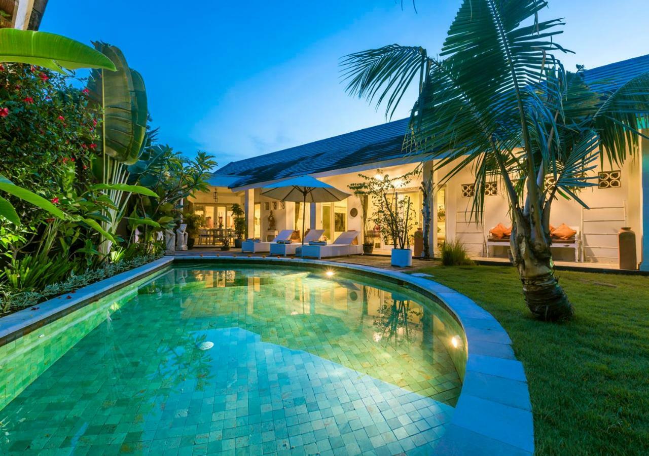 Villa Armani Семиньяк Экстерьер фото